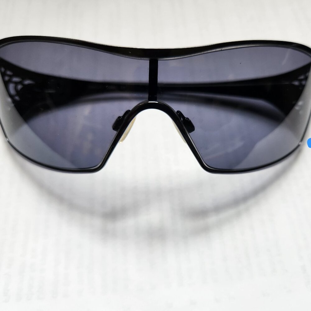 OAKLEY Wrap-Around Sunglasses - SILVER - New w/ case